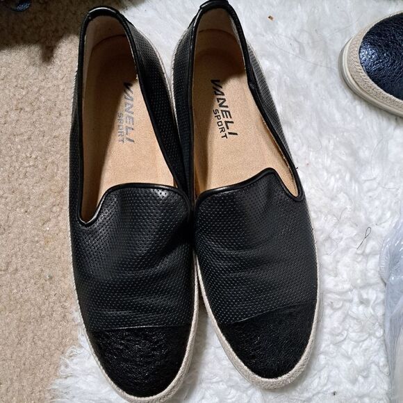 Vaneli    - Picture 2 of 3